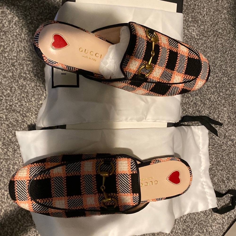 Gucci( Princeton logo Pt)